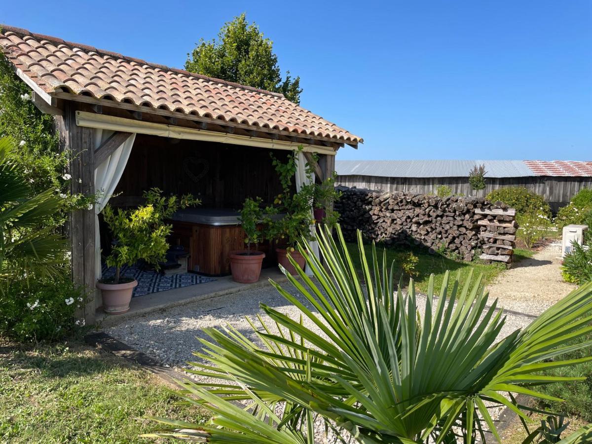 Chambre D'Hotes La Ferme De La Croix. Saint-Avit-Sénieur Exterior foto